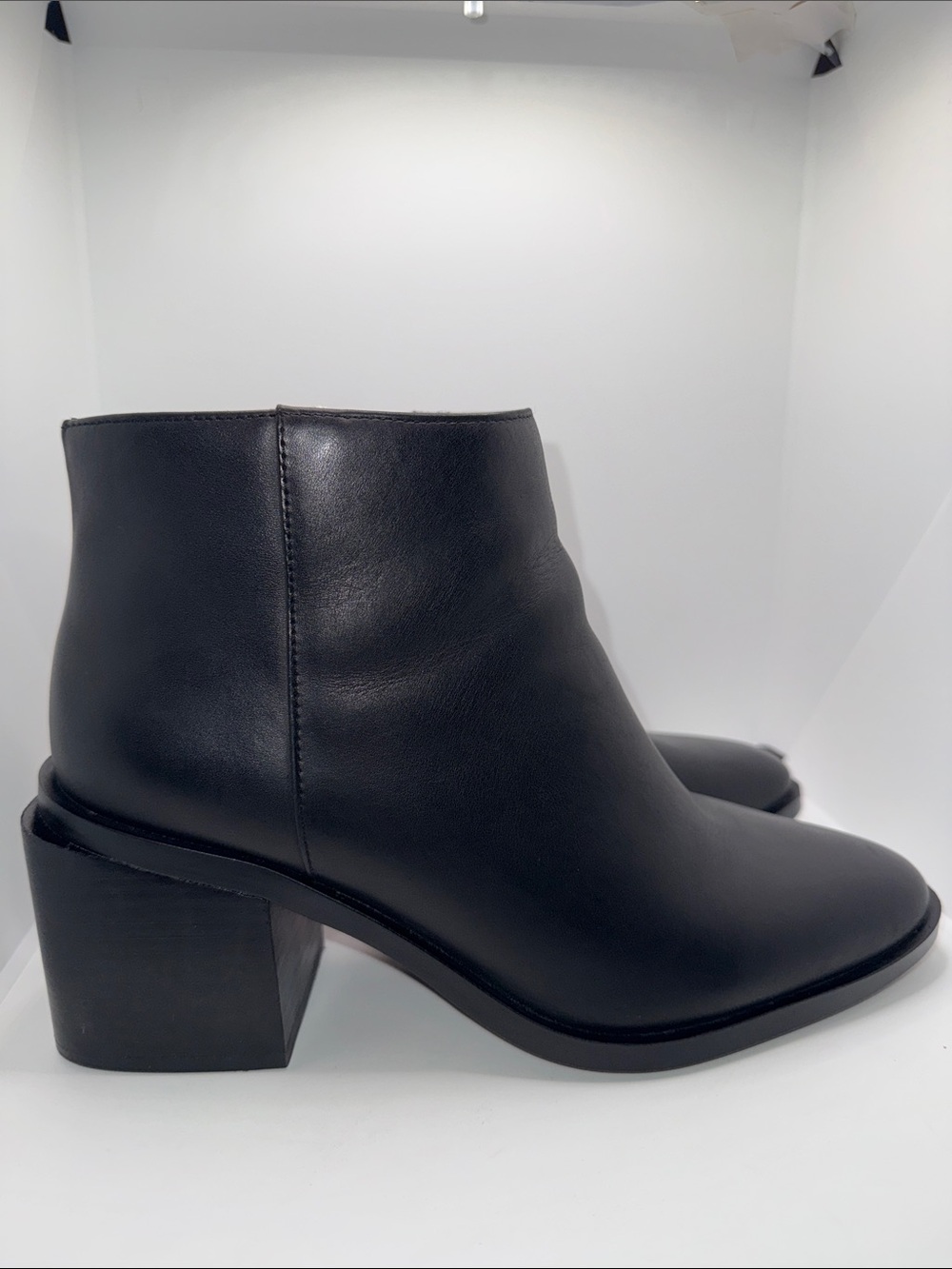Vince Camuto Kelmi Ankle Boots Black Leather Women’s 8